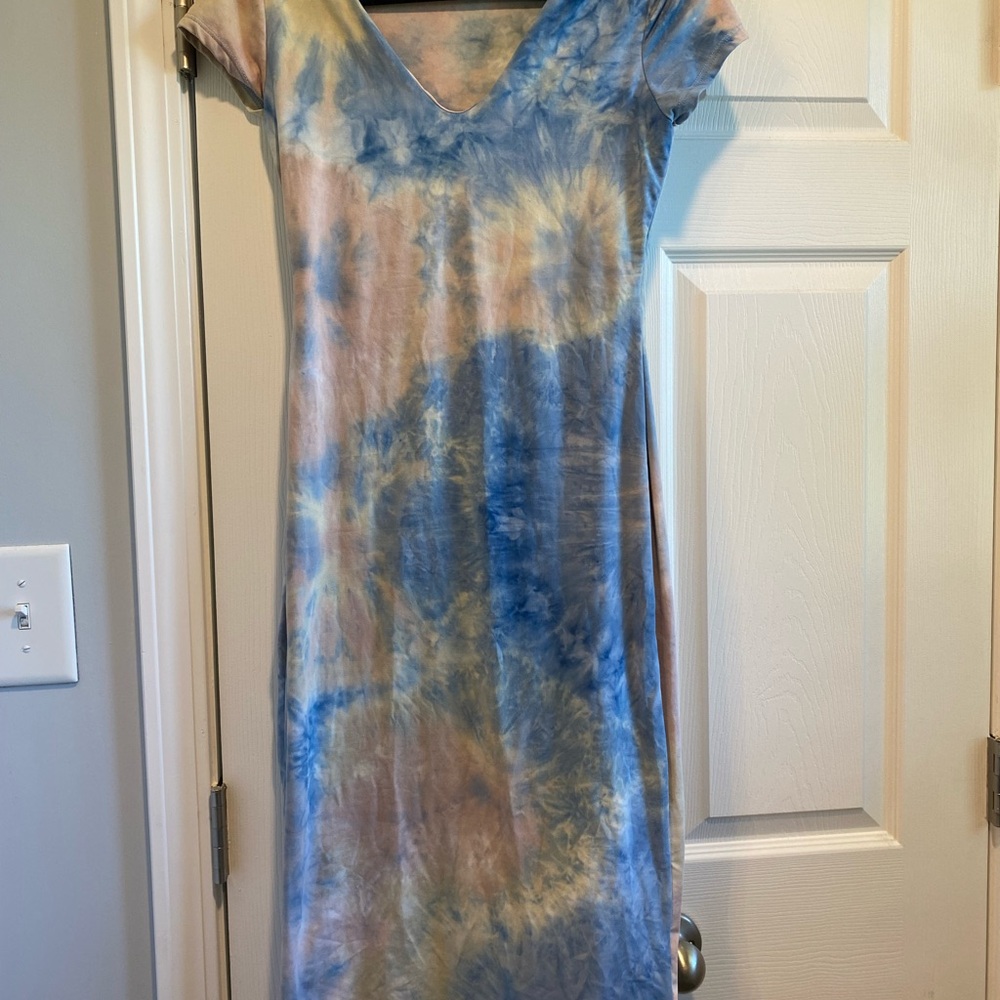 Tie-Dye Maxi Dress